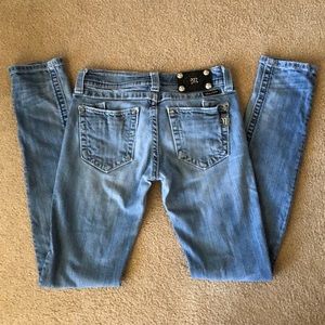 Size 27 Skinny miss me jeans